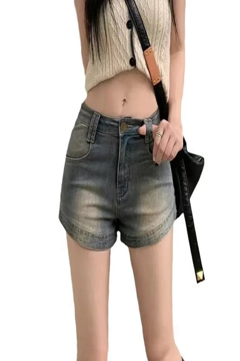 Washed denim jeans for women, loose American retro high street straight tube micro flared shorts, simple and minimalist