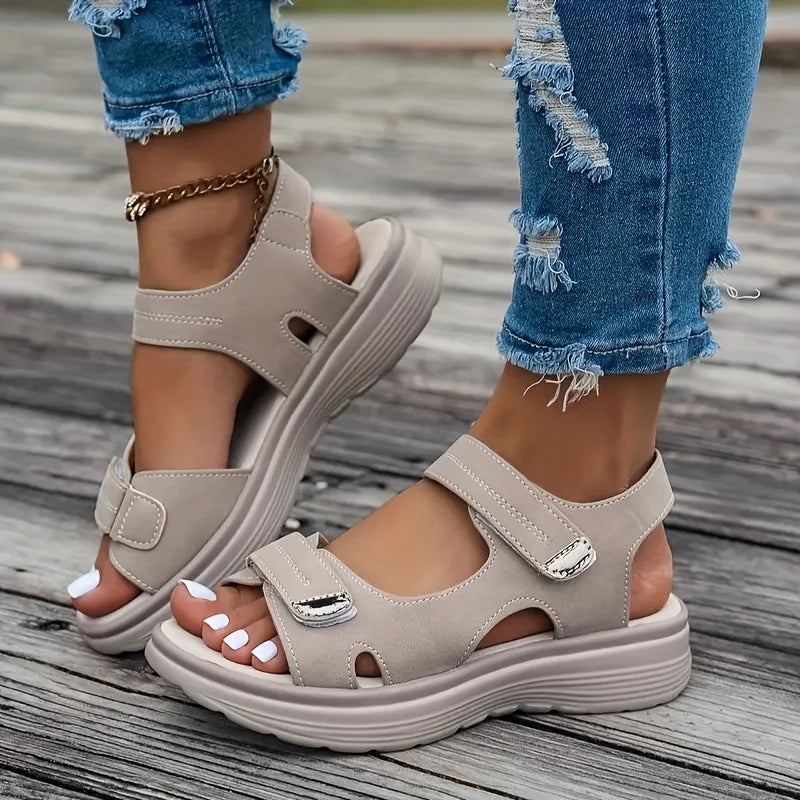 2025 New Summer Sandals Travel Women Shoes New Sandal Sole Durable Sandal Ladies Outdoor Beach Slippers Platform Sandals